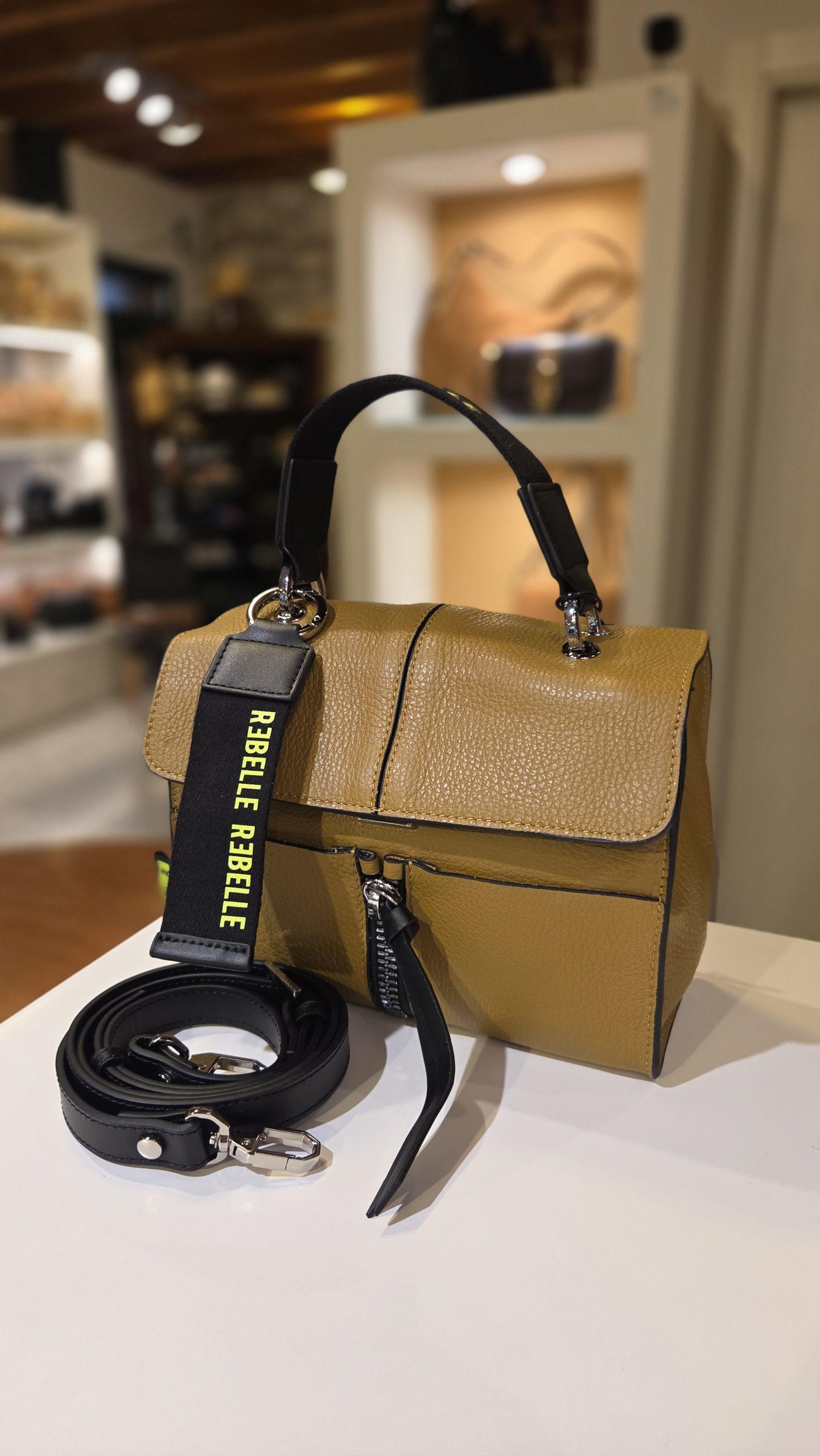 20250925_175324 20250925_175324