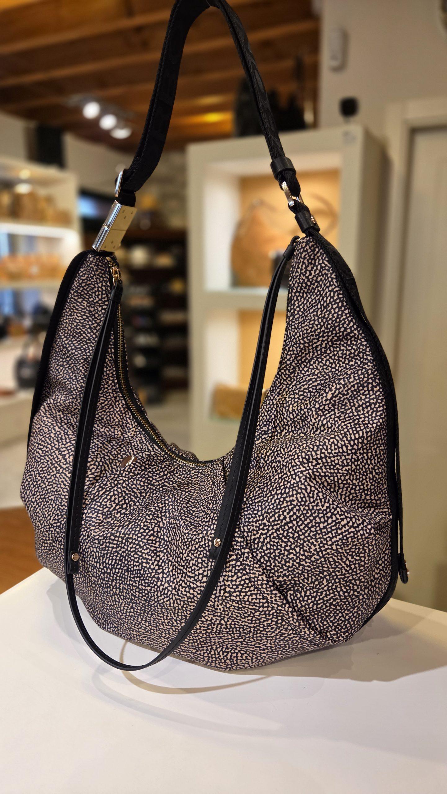 20250918_182744 20250918_182744