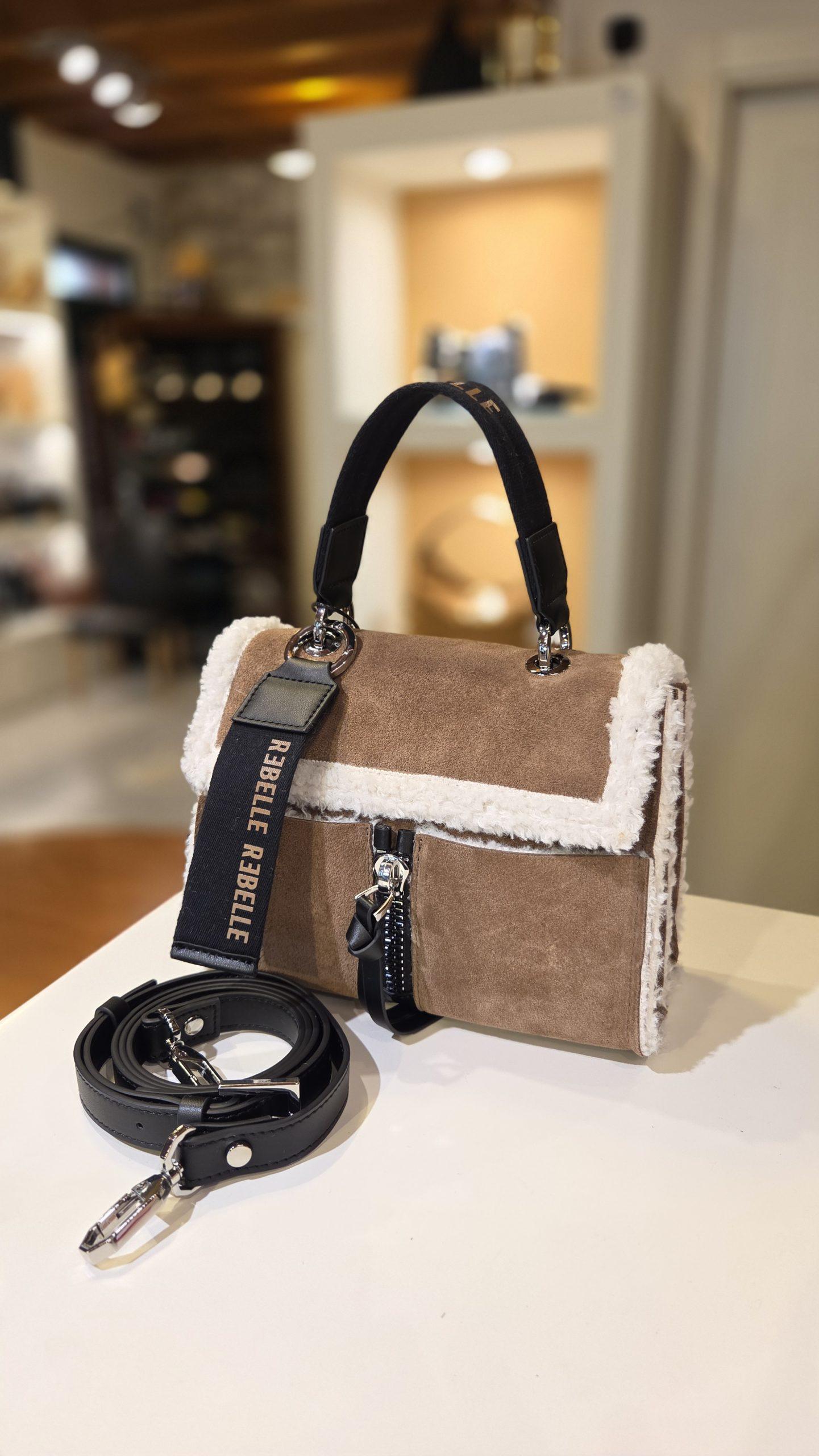 20251020_105437 20251020_105437