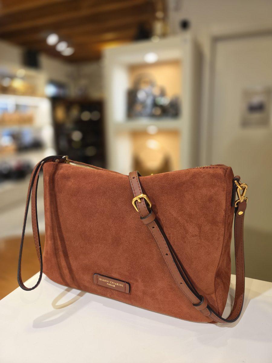 Tracolla NORA POUCH GIANNI CHIARINI BS 10225 CM-PL in colore BRICK RED
