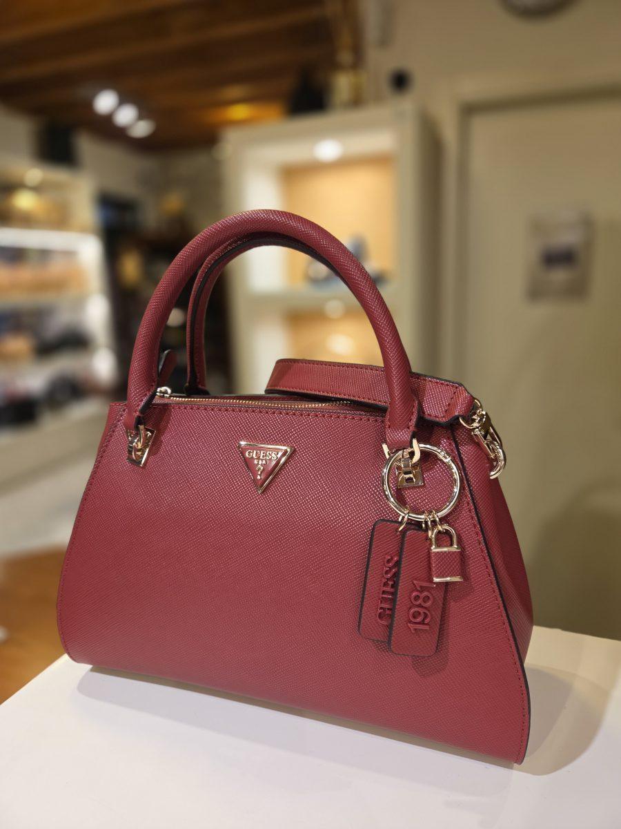 Borsa a mano GUESS NOELLE HWZG967207 in colore GARNET